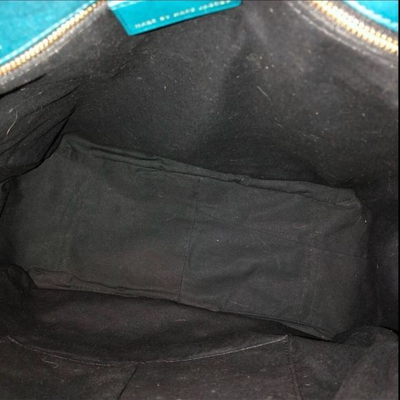 MARC JACOBS Teal Top Handle Oversized Crossbody Leather Tote w Gold Hardware - Picture 8 of 17